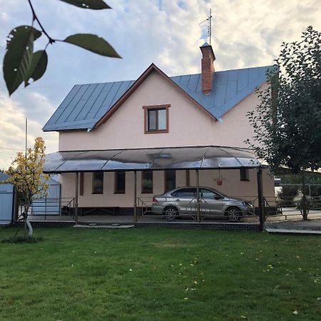 Guest House Lybimtsevoy Suzdal Bagian luar foto